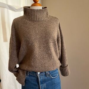 Well Worn Brand Knot Turtleneck
